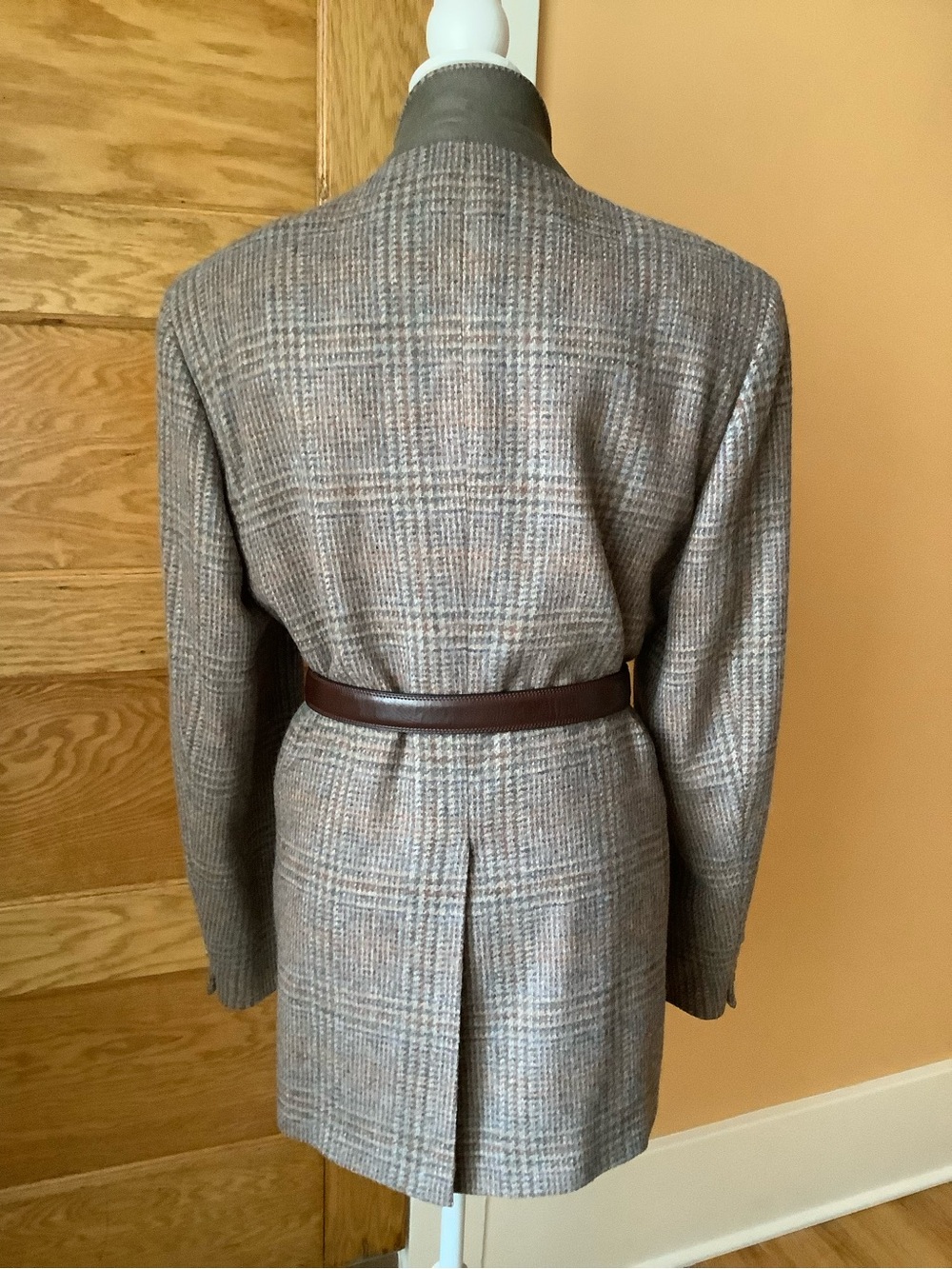 Vintage Men's Tan Glen Plaid Wool Blazer Sport Coat Size 44L 44T Blue Check - Picture 4 of 15